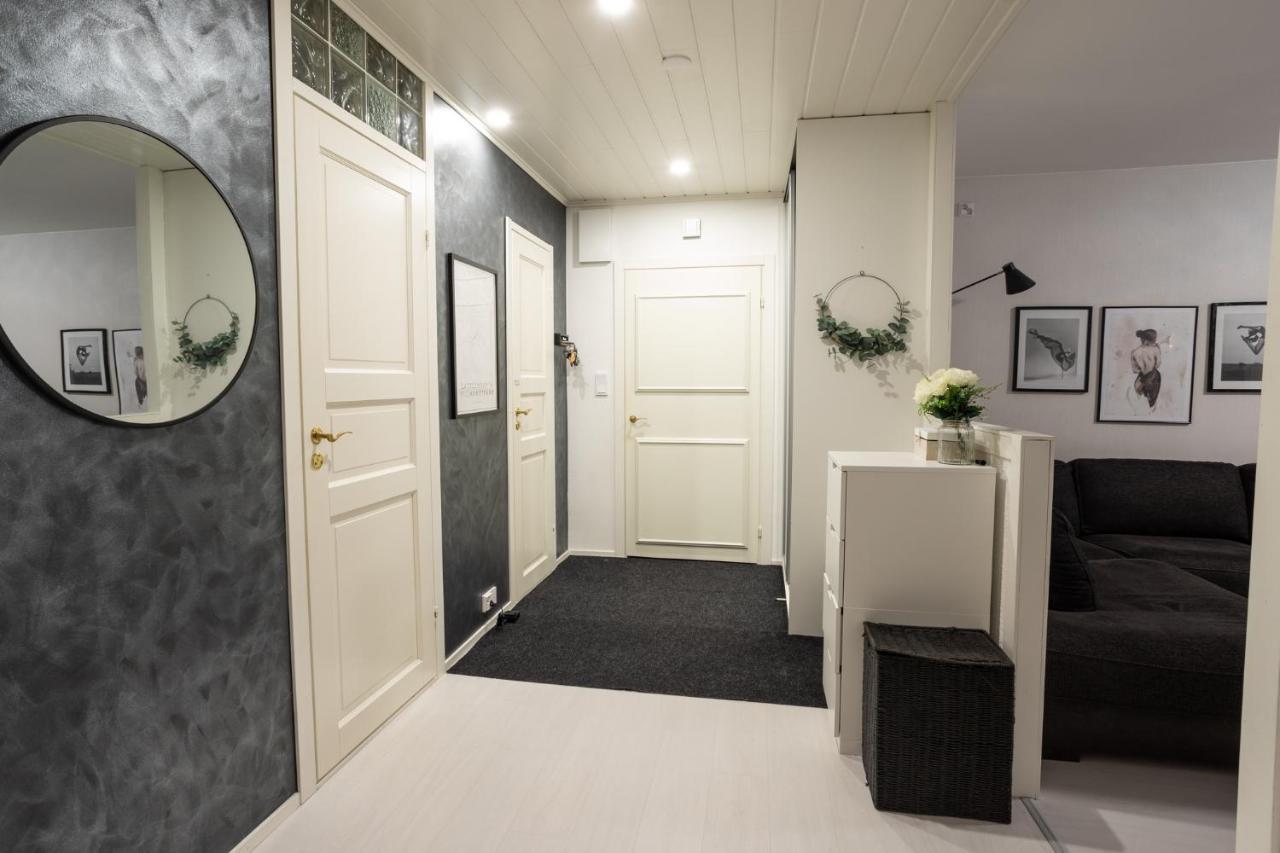 Modern Design W/Balcony, Free Parking,Wifi & A/C Appartement Lappeenranta Buitenkant foto