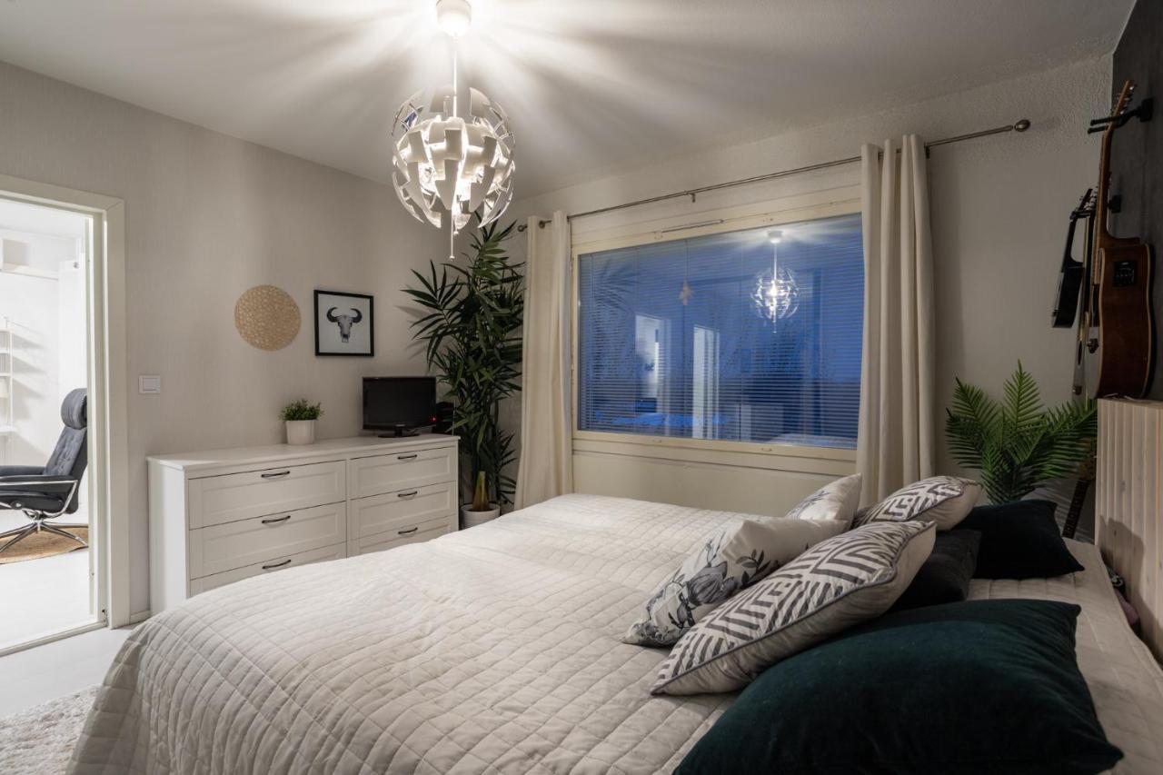 Modern Design W/Balcony, Free Parking,Wifi & A/C Appartement Lappeenranta Buitenkant foto